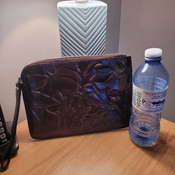 Wristlet - Picture 4 of 4